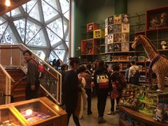-Behring World of Animals(上海自然博物馆店)