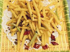 -肥肥虾庄·金牌油焖大虾(东湖欢乐谷店)