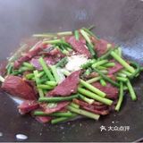 玉米厨房一一下酒下饭的蒜苔炒牛肉