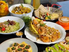 -OLD TREE老树咖啡·西餐厅(台山人工湖店)