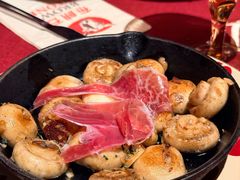 香煎火腿小蘑菇-BROWNSTONE布朗石西班牙餐厅(富城店)