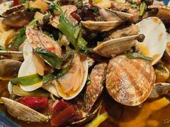 -蚝堡海鲜·威海菜·海肠捞饭·烧烤·亚洲吃蚝公司(幸福门店)