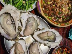 -蚝堡海鲜·威海菜·海肠捞饭·烧烤·亚洲吃蚝公司(幸福门店)