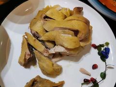 -东口码头·烧鸽子·鱼头泡饼·地方菜(金鹰悦城店)