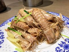 皮皮虾-日进一片海.生腌海鲜火锅.宵夜烧烤(三里屯总店)