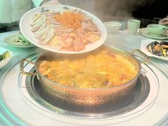 -菌山里·野生菌猪肚包鸡(阳光花园店)
