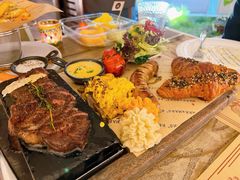 -Mark&Mars Restaurant