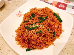 鸡扒炒公仔面-新宝餐厅(流塘店)