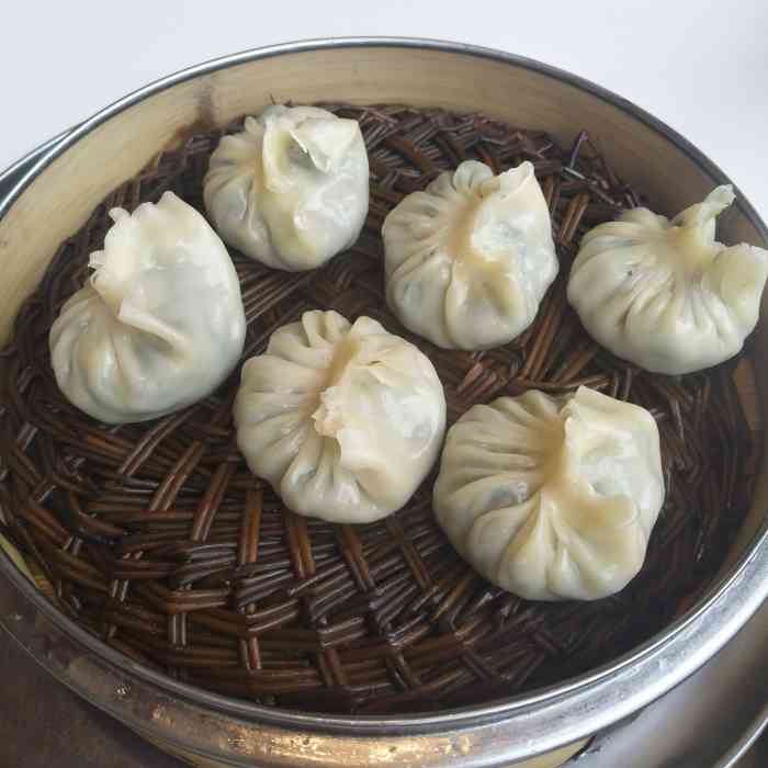 小六汤包(昆明路店)-"我的天,木桶豆花难喝的一批,简直无法下咽.