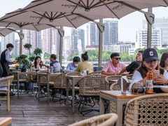 露天位-MONICH牛排融合餐厅(和义大道购物中心店)