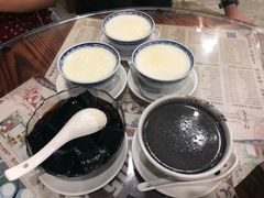 双皮奶-周大娘牛乳(旧寨古村总店)