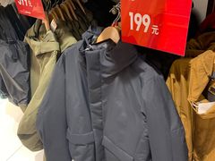 -优衣库(上海金桥国际商业广场店)