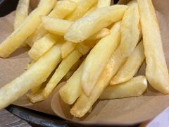 -必胜客(上海华谊新所店)
