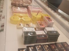 -罗红摄影艺术馆