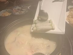 -大匠工房古船木艺术餐厅·猪肚鸡专门店(长白仙岛店)