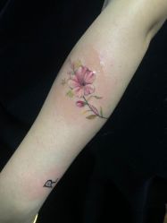 -猛子刺青纹身店