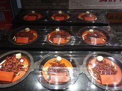 -红九格老火锅(三峡广场店)