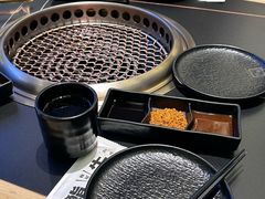 -極屋鮨牛 · 烧肉酒场(时代C馆店)