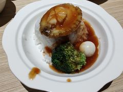 小船鲍鱼捞饭-小船渔村•大连菜•大连焖鱼(黄河路店)