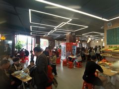 -邱芳粉店(迎宾大道旗舰店)