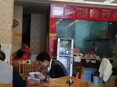 大堂-邱芳粉店(迎宾大道旗舰店)