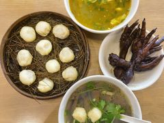 -佬钱湾仔(衣裳街店)