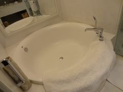 洗浴间-苏州金鸡湖中茵皇冠假日酒店