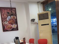 -乐乐大排档·30年老字号(浙江路店)