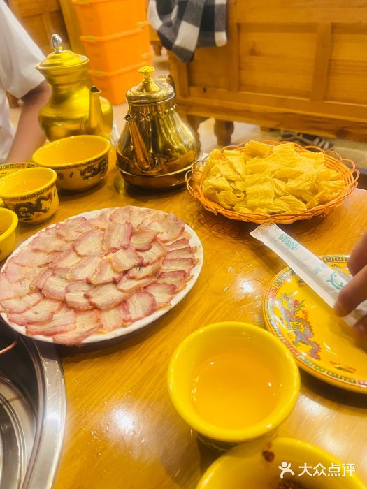 老字号特色藏餐(香格里拉古城店)烤藏香猪肉图片