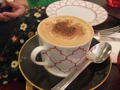 -Salon de The de Joel Robuchon(外滩18号店)