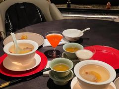 雪莲果鲜人参炖土鸡-景忆川·川粤菜