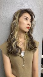 -变画·发型STUDIO