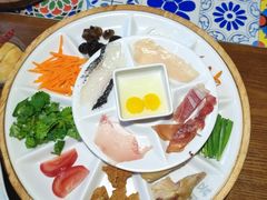 -芸南道·过桥米线(昆明老街旗舰店)