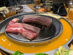 刀鞘五花肉-姜虎东白丁烤肉(恒隆广场店)