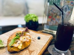 -行者书屋大堂吧 ·下午茶(南京圣和府邸酒店)