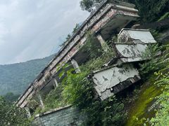 -四川汶川特大地震漩口中学遗址