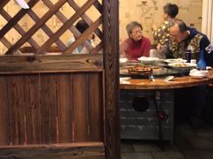 门面-人民公社铁锅炖·东北菜(卫国道店)