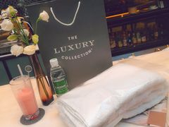 -行者书屋大堂吧 ·下午茶(南京圣和府邸酒店)