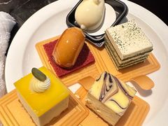 -半岛翡丽海鲜自助餐厅(观风亭店)