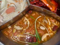 奔驰锅-大龙燚火锅(五一广场店)