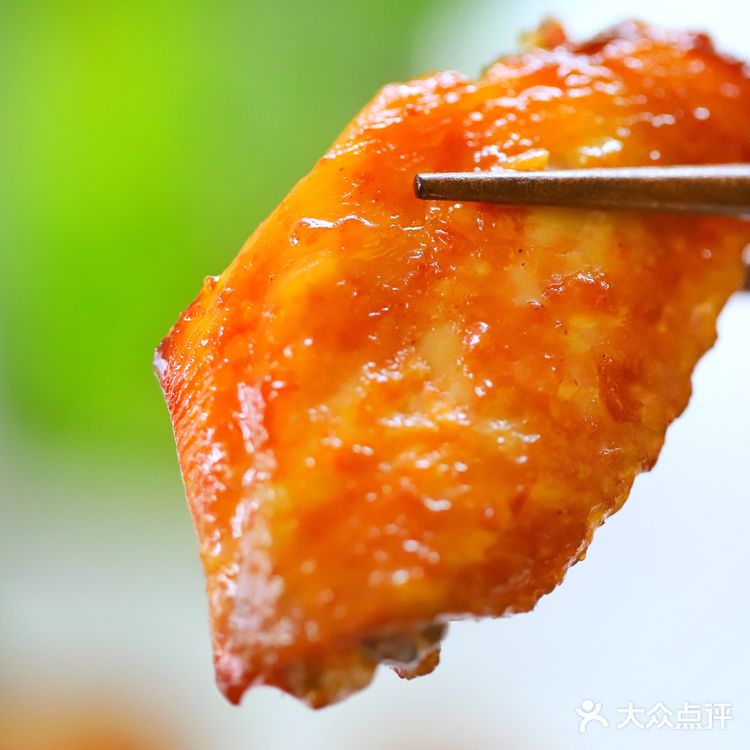 鲜嫩多汁，香到流口水的叉烧鸡翅