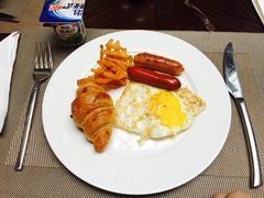 -云庭咖啡厅· 中航泊悦酒店(虹桥T2店)