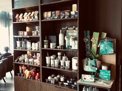 零售区-星巴克(舟山蜈蚣峙店)