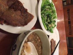宏状元餐厅(三里河店)-宏状元现熬粥·京味菜(三里河店)