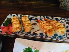 火炙三文鱼手握寿司-小川洋风料理(汉街店)