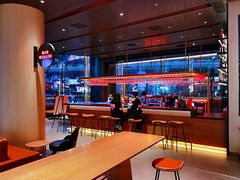 大堂-星巴克臻选(上海合生汇1F店)