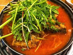 -喇喇排骨火锅·传统韩式脊骨汤(望京西园总店)