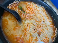 骨汁烫面-小竖点徽派卷面皮(洪都店)