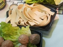 -云晓光头烧烤吧(德平路店)