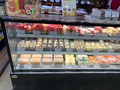 -红宝石·鲜奶小方·海派西点房(南丹店)